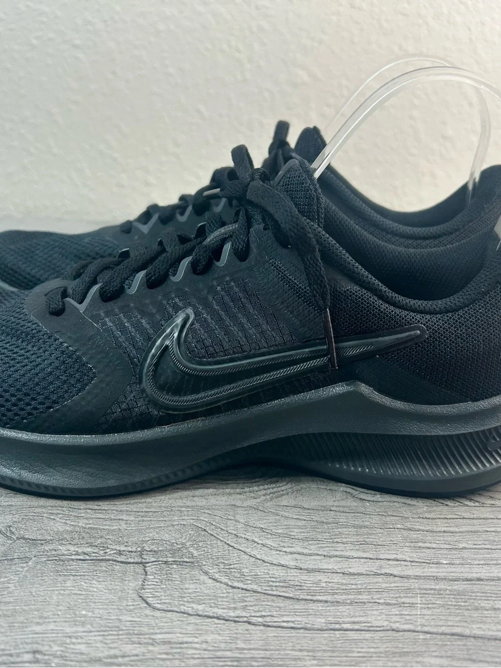 Nike Downshifter 12 Triple Black Running Shoes Men’s Athletic Sneakers Size 7.5